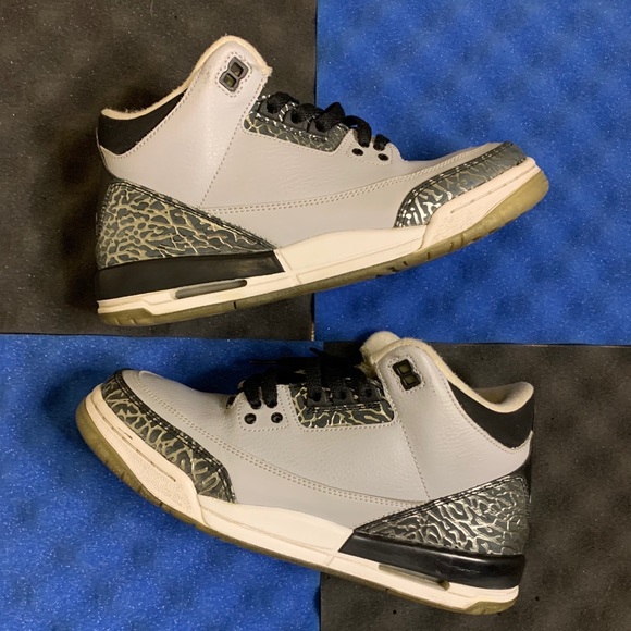 Jordan 3 - Picture 2 of 4